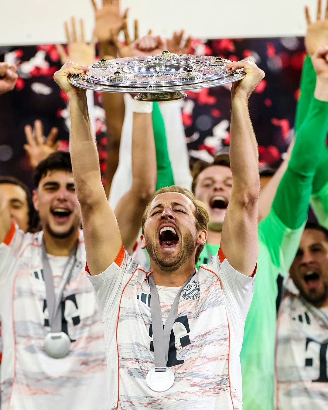 包含凯恩赛后谦逊发言登热搜,圣安东尼奥马刺鏖战尤文图斯引发热议的词条